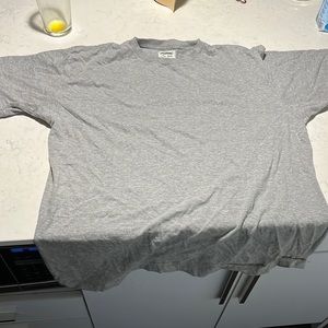 Grey tshirt - excellent condition